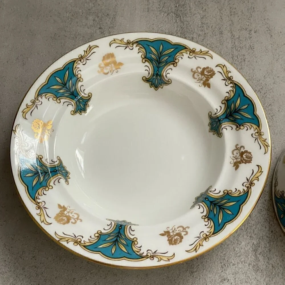 Vintage Crown Staffordshire Marlborough Covered Butter Cheese Serving Dish RARE